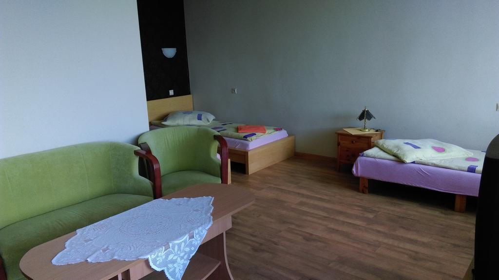 מלון ז'וקובו Bed-Breakfast By Tina מראה חיצוני תמונה